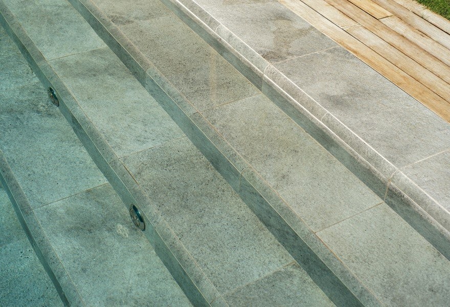 Izmir Urla Antique Grey Pool Projekt