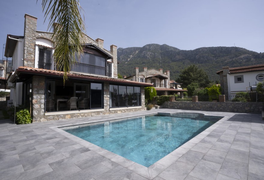 Mugla Fethiye Villa Piscina Proyecto