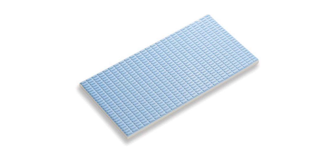 Petit Carre Antislip Tile - Light Blue