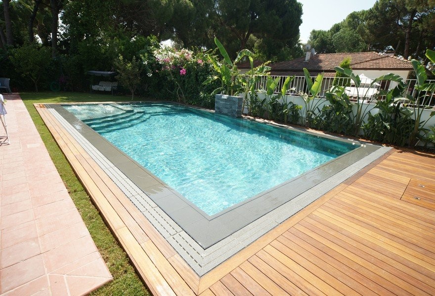 Projet de carreaux verts pour piscine Olcay Mix